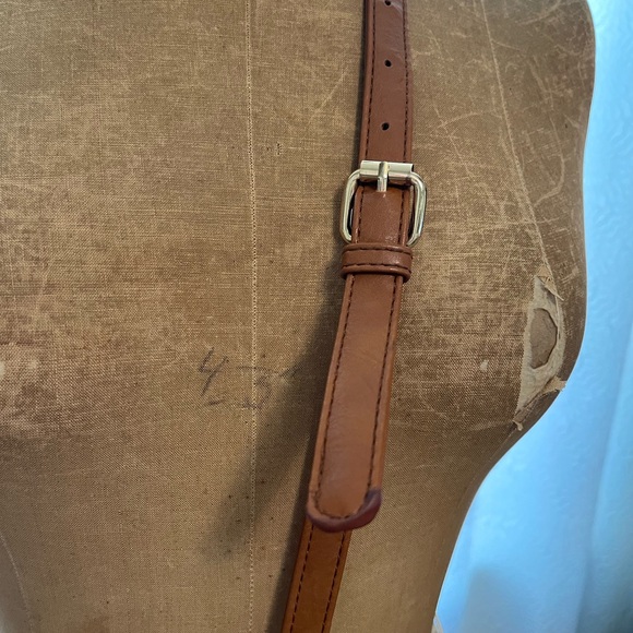 Boutique brand leather western style cross body purse. - Picture 4 of 8